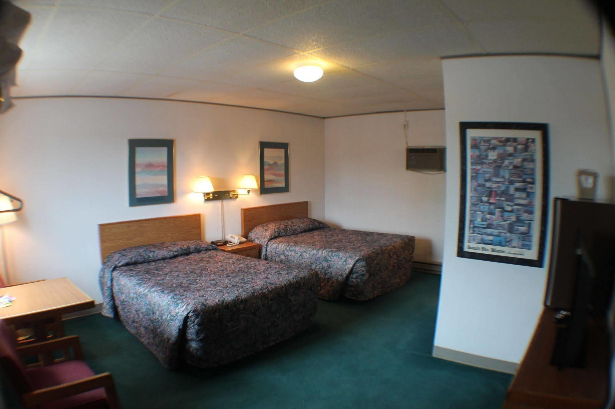 Budget Host Crestview Inn Sault Ste. Marie Exterior foto